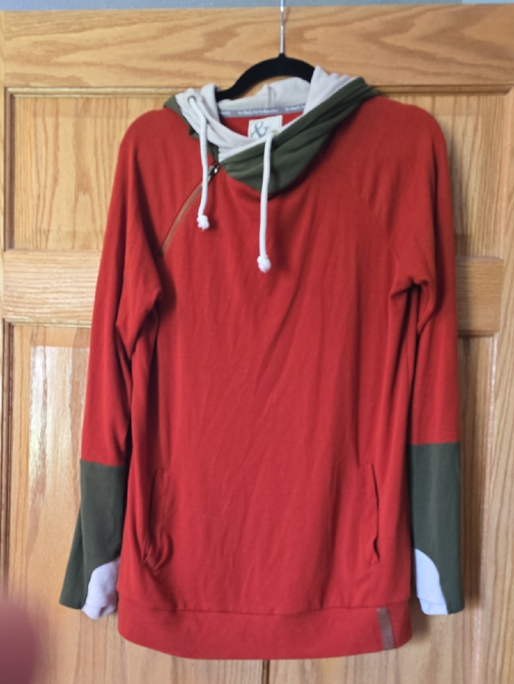 AMPERSAND AVE Red Zip-Accent Hooded Sweater with Olive Trim